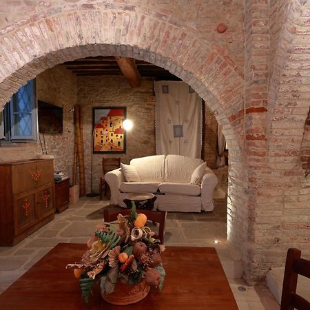 Ferienwohnung La Casina Del Lillotatini Panicale Exterior foto